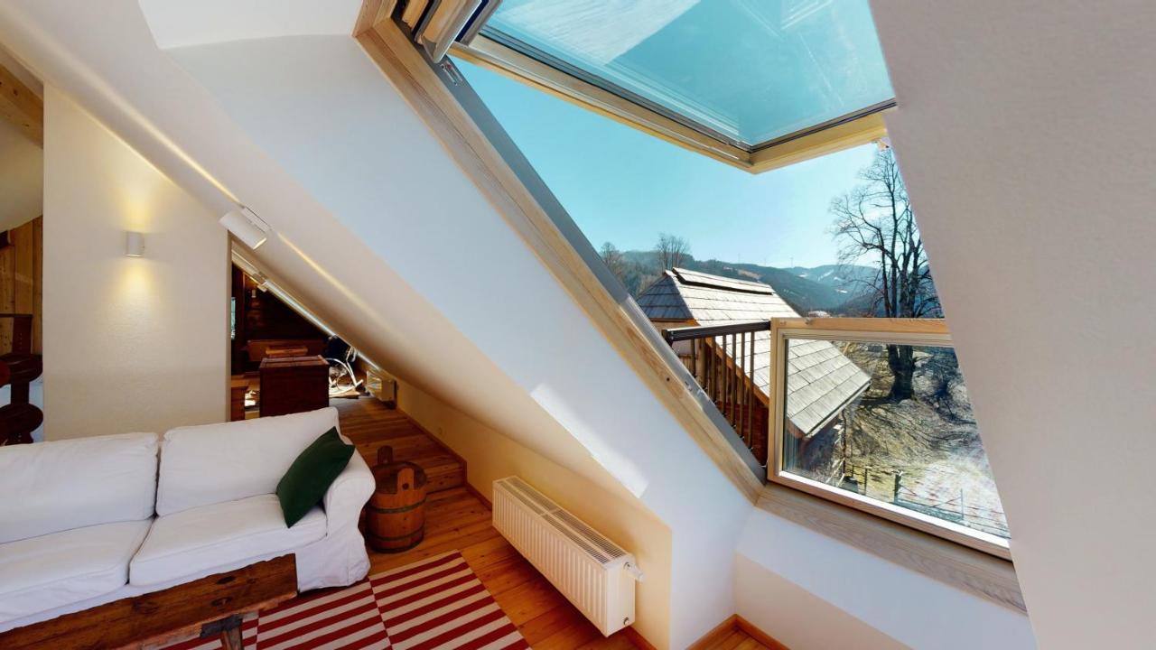 Charmante Gaestewohnung In Altem Bauernhaus In Alpiner Alleinlage Stanz Im Murztal 외부 사진